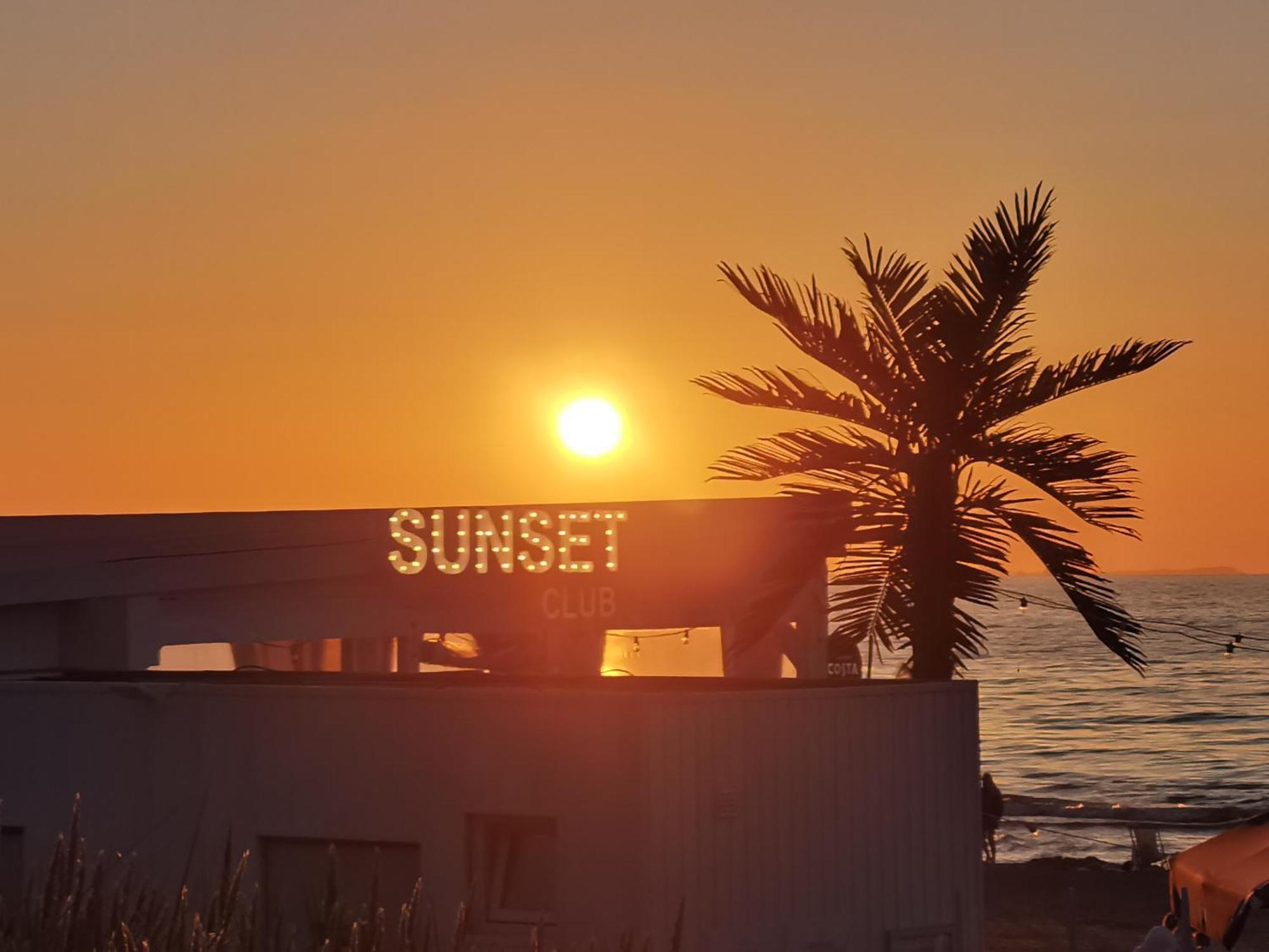 Your Holidays Waves Miedzyzdroje Bagian luar foto